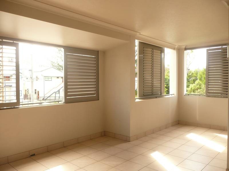 5/146 Clarence Road, Indooroopilly QLD 4068