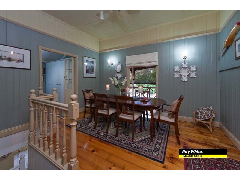 4 Jainba Street, Indooroopilly QLD 4068