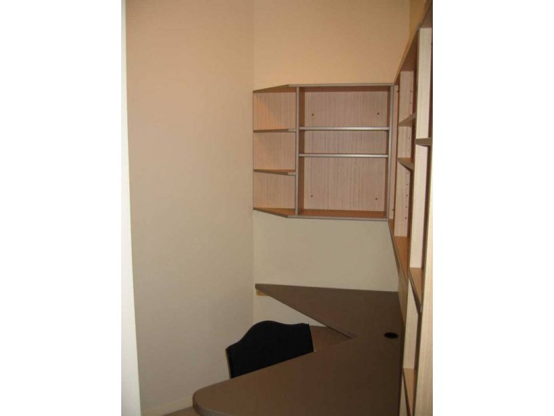 24/11 Grosvenor Road, Indooroopilly QLD 4068