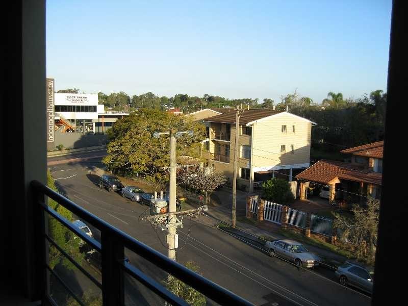 24/11 Grosvenor Road, Indooroopilly QLD 4068