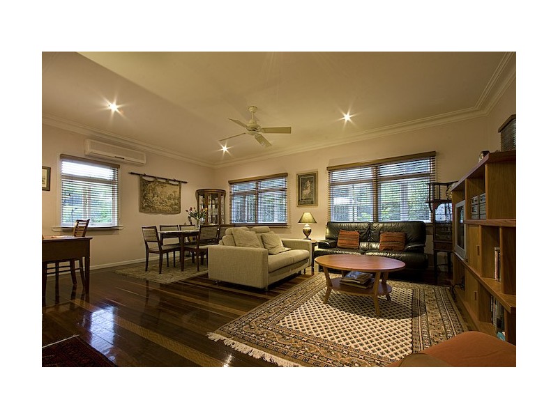 52 Iona Terrace, Taringa QLD 4068