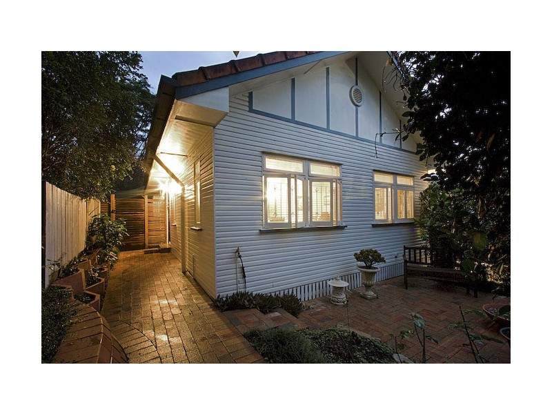 52 Iona Terrace, Taringa QLD 4068