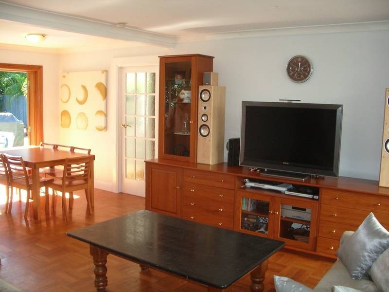 51 Dobell Street, Indooroopilly QLD 4068