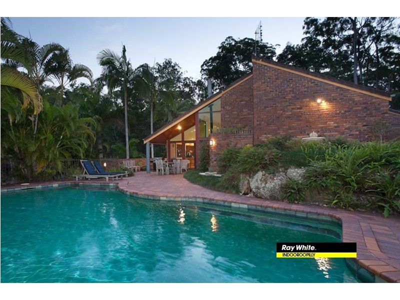 21 Caladenia Street, Indooroopilly QLD 4068