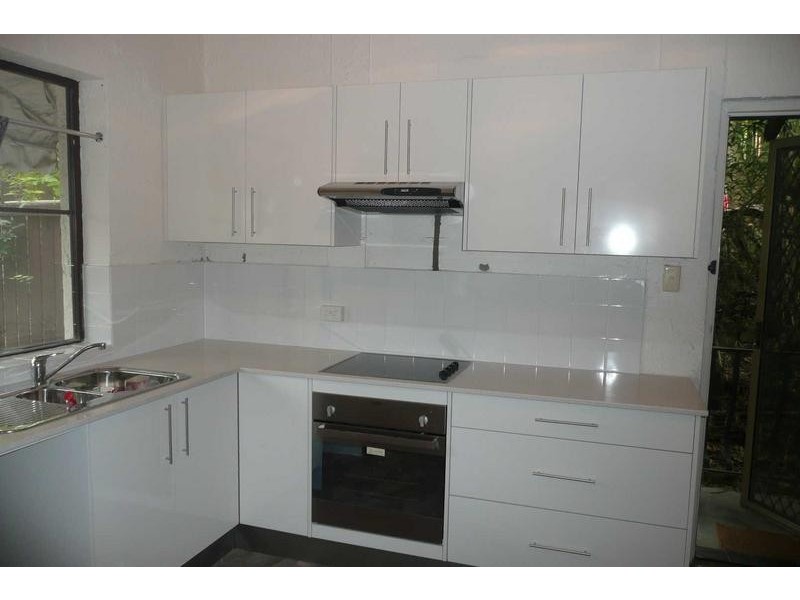 2/39 Hillsdon Road, Taringa QLD 4068