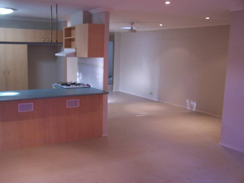 109 Tanglewood Street, Middle Park QLD 4074