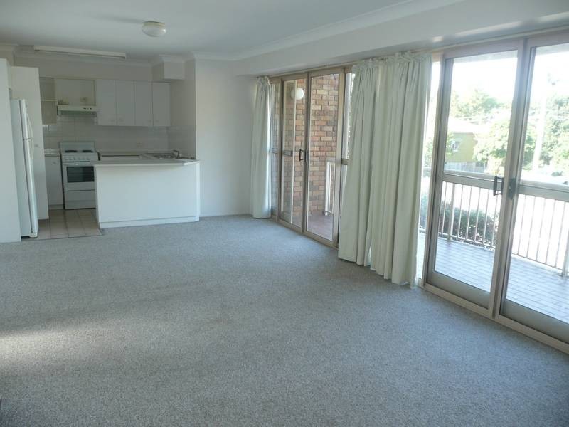 2/18 Cecil Street, Indooroopilly QLD 4068
