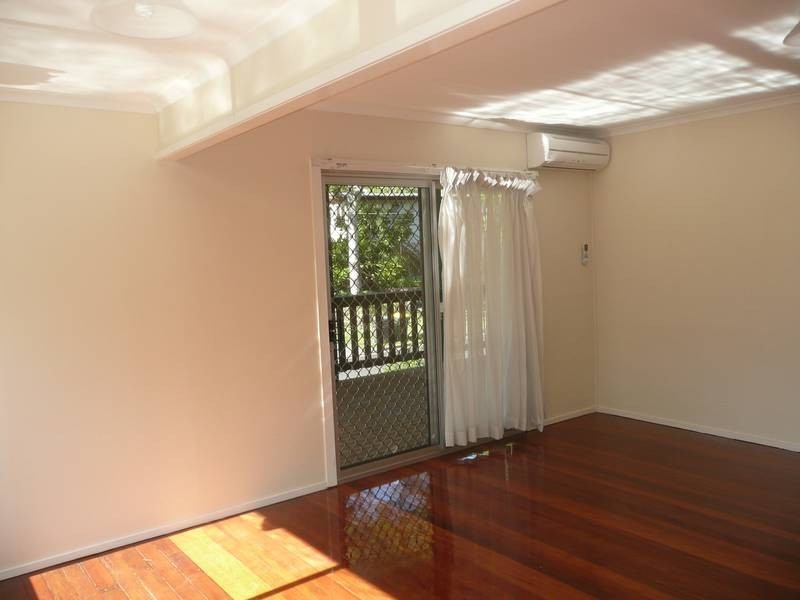 40 Minkara Street, Indooroopilly QLD 4068