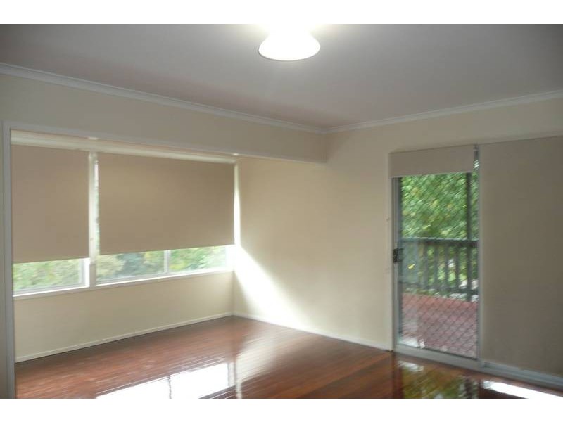 40 Minkara Street, Indooroopilly QLD 4068