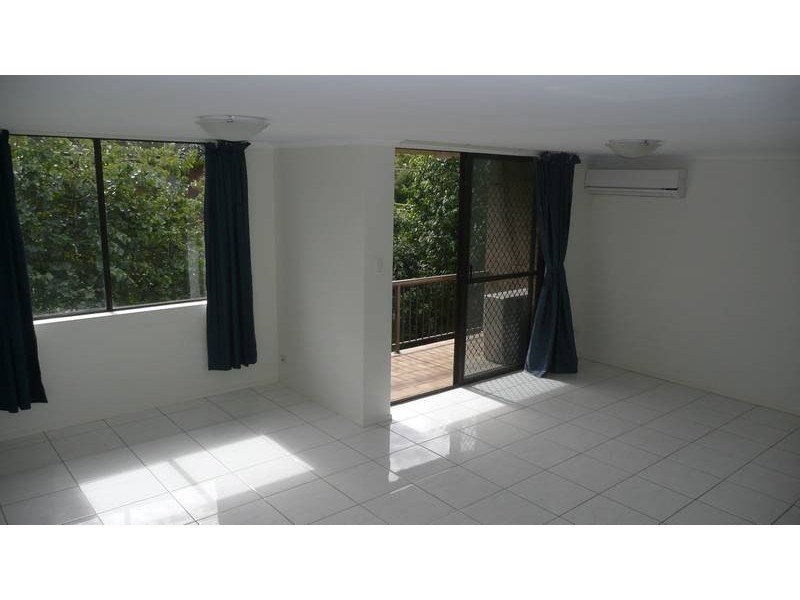 5/151 Central Avenue, Indooroopilly QLD 4068