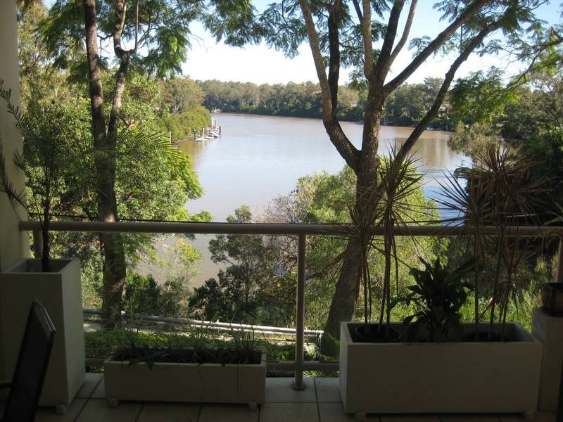 4/54 Foxton Street, Indooroopilly QLD 4068