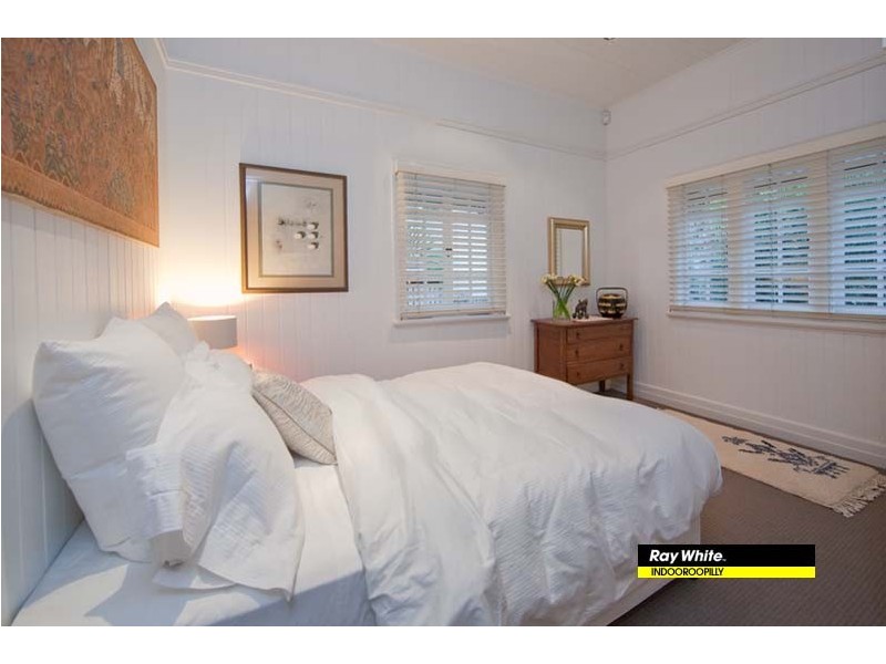 30 Aston Street, Toowong QLD 4066