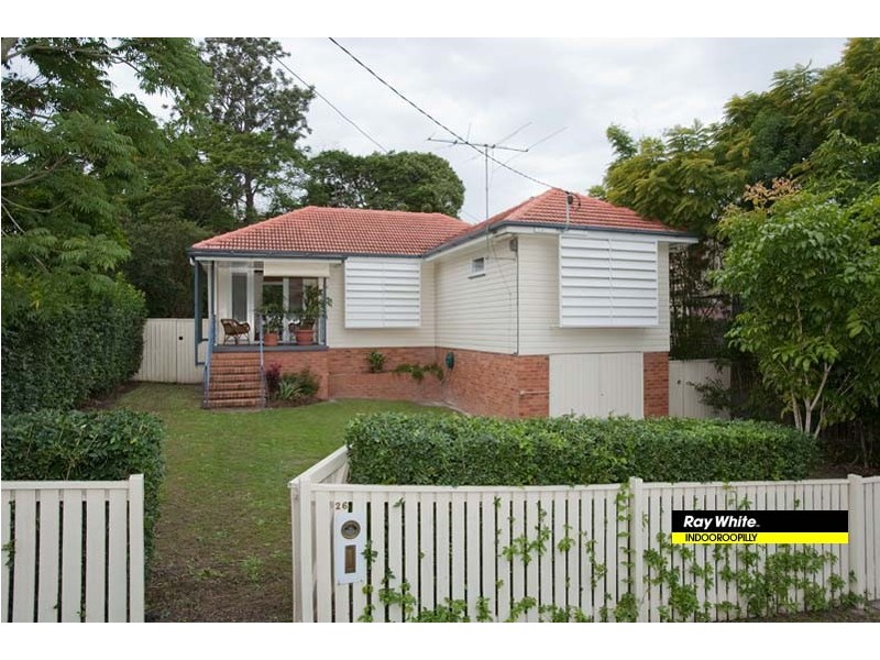 26 Ardoyne Road, Corinda QLD 4075