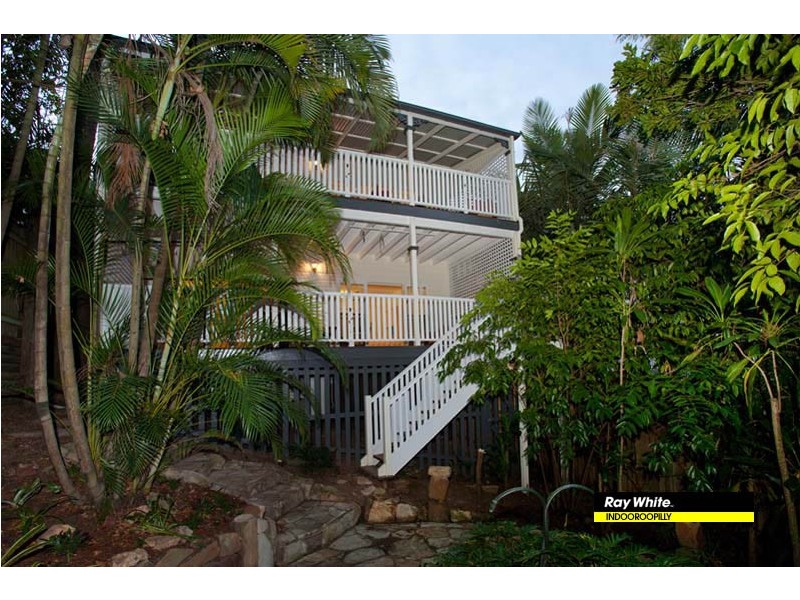 221 Swann Road, Taringa QLD 4068