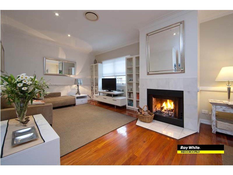 221 Swann Road, Taringa QLD 4068