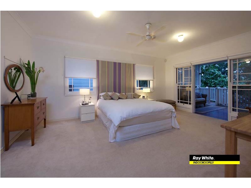 221 Swann Road, Taringa QLD 4068