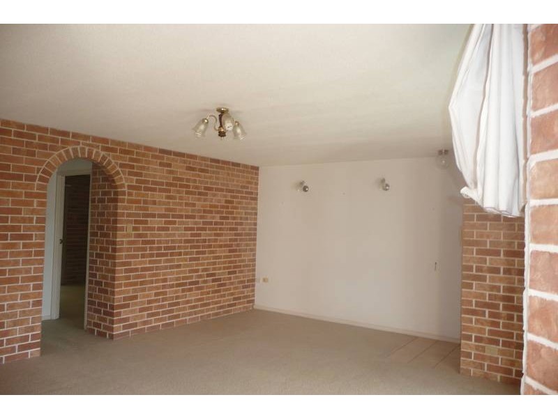 1/56 Woodstock Road, Toowong QLD 4066