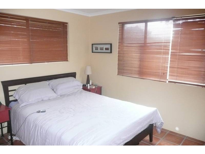 4/55 Central Avenue, Indooroopilly QLD 4068