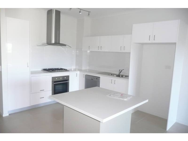 604/30 Riverview Terrace, Indooroopilly QLD 4068