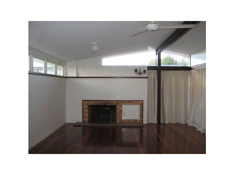 19 Darvall Street, Taringa QLD 4068