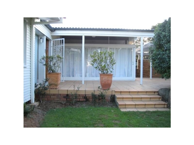 19 Darvall Street, Taringa QLD 4068