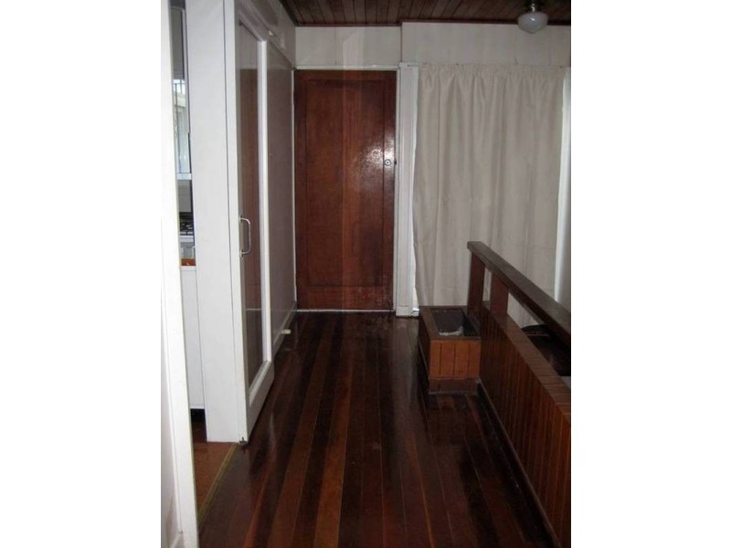 19 Darvall Street, Taringa QLD 4068