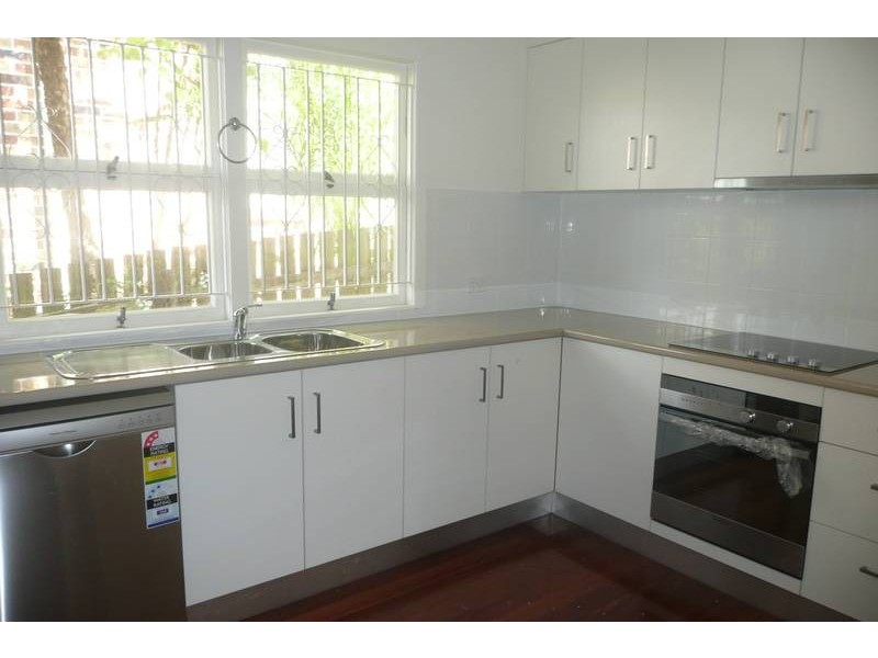 40 Rennie Street, Indooroopilly QLD 4068