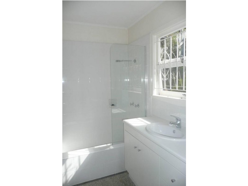 40 Rennie Street, Indooroopilly QLD 4068