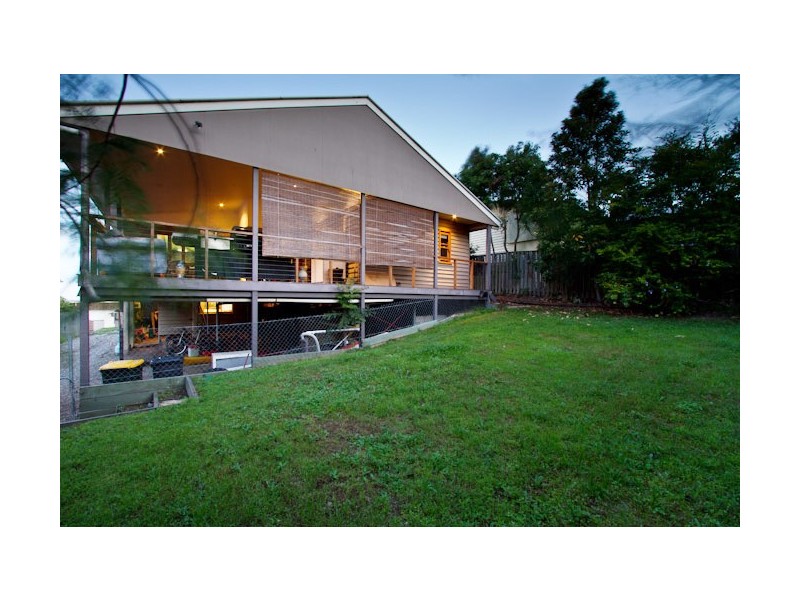 50 Quentin Street, Chapel Hill QLD 4069