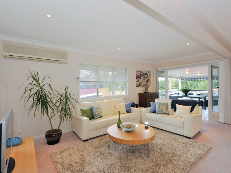 2 Aaron Place, Indooroopilly QLD 4068