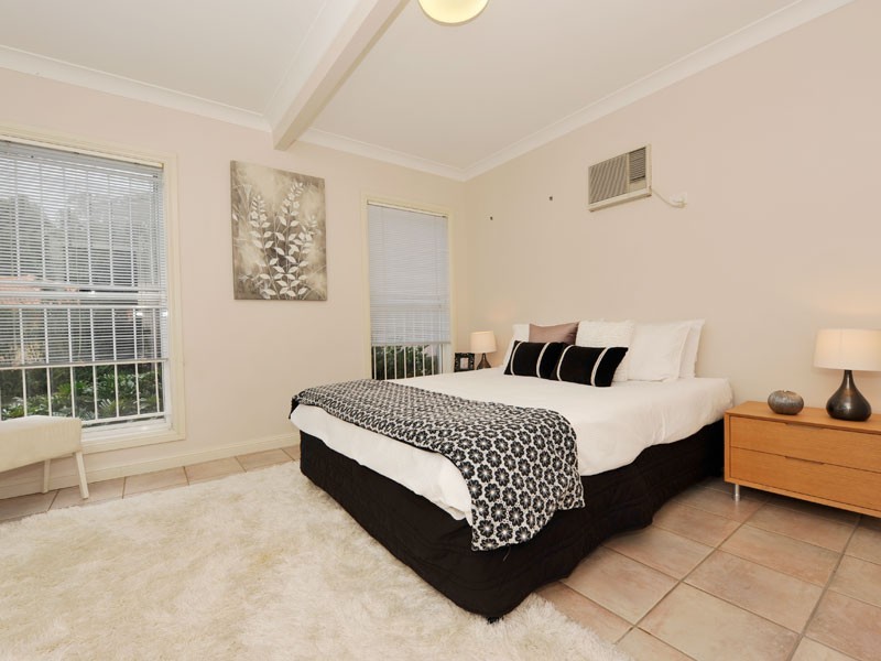 2 Aaron Place, Indooroopilly QLD 4068