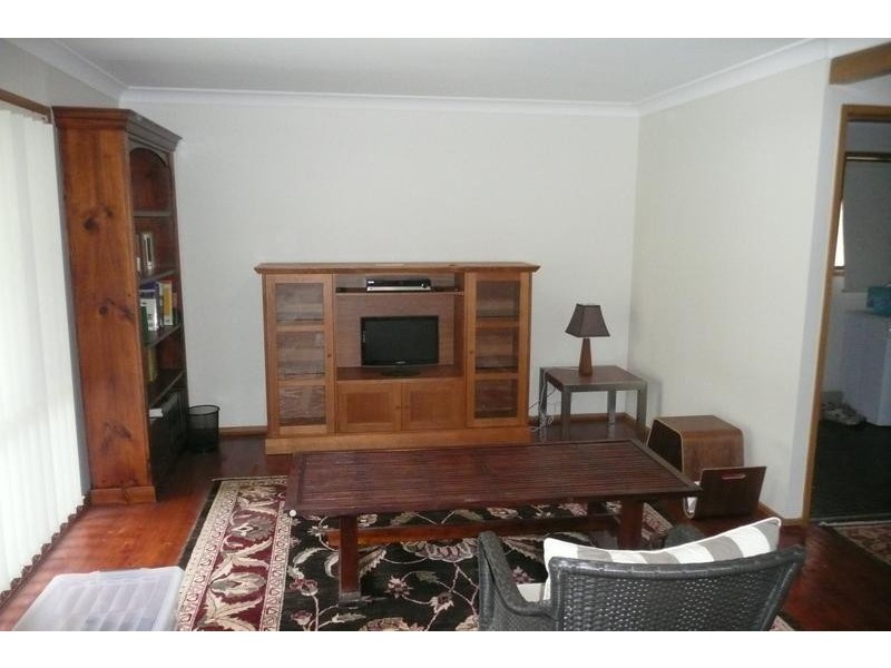 98 Carinya Street, Indooroopilly QLD 4068