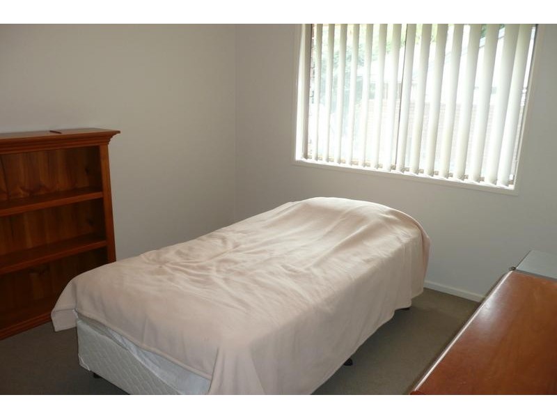 98 Carinya Street, Indooroopilly QLD 4068