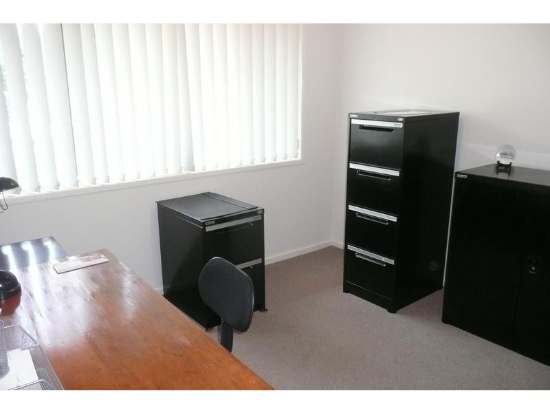 98 Carinya Street, Indooroopilly QLD 4068