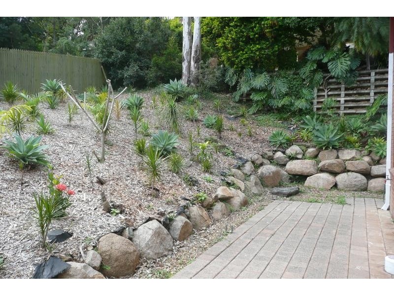 98 Carinya Street, Indooroopilly QLD 4068