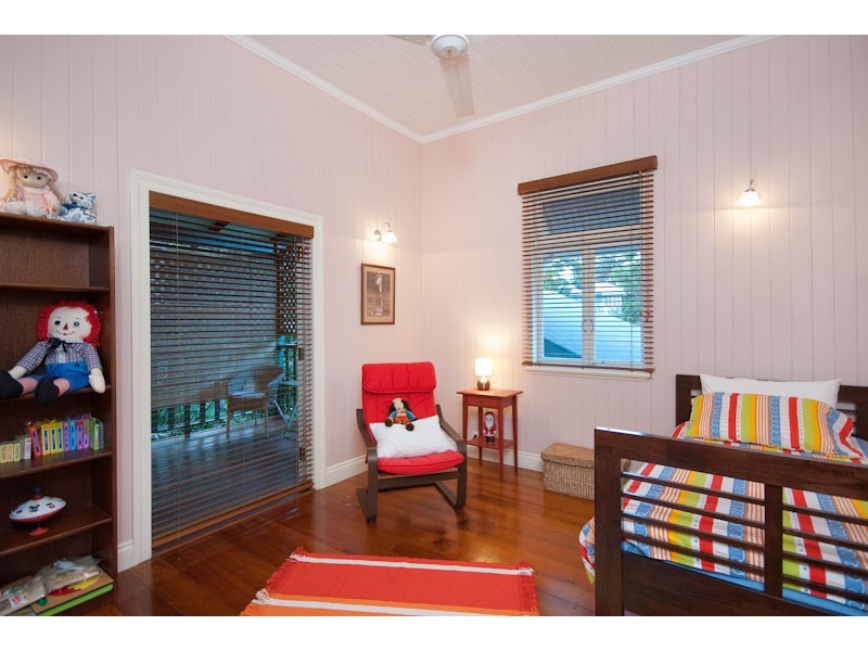 12 Rankin Street, Indooroopilly QLD 4068