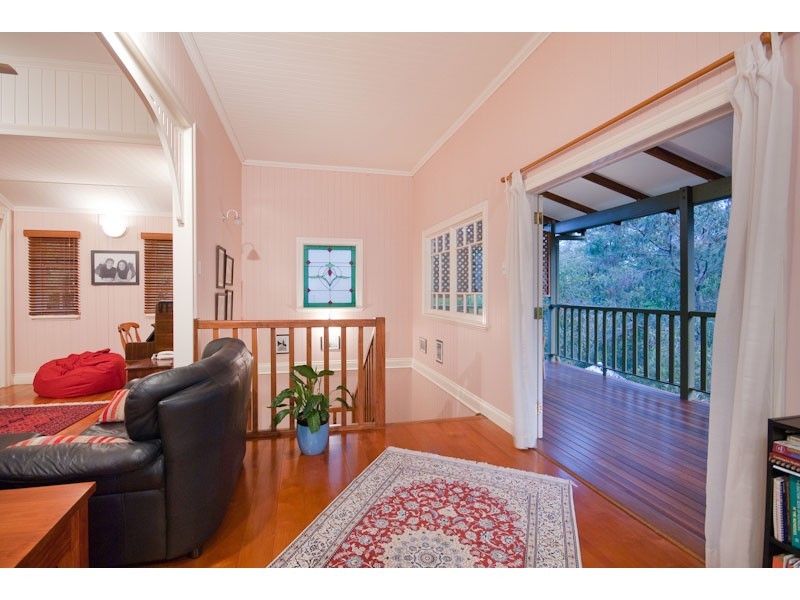 12 Rankin Street, Indooroopilly QLD 4068