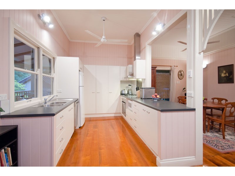 12 Rankin Street, Indooroopilly QLD 4068