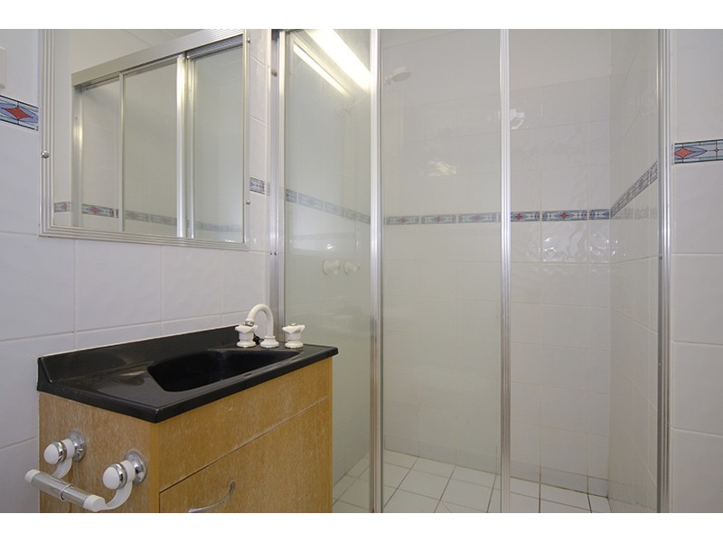 12/20 Underhill Avenue, Indooroopilly QLD 4068