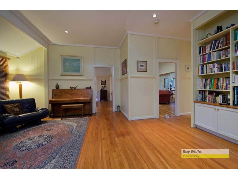 3 Harts Road, Indooroopilly QLD 4068