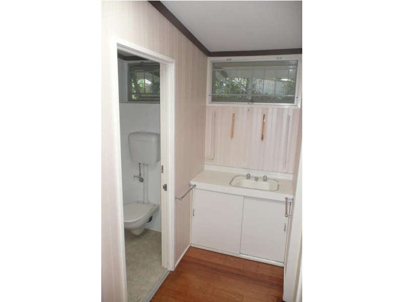 11 Elmira Street, Indooroopilly QLD 4068