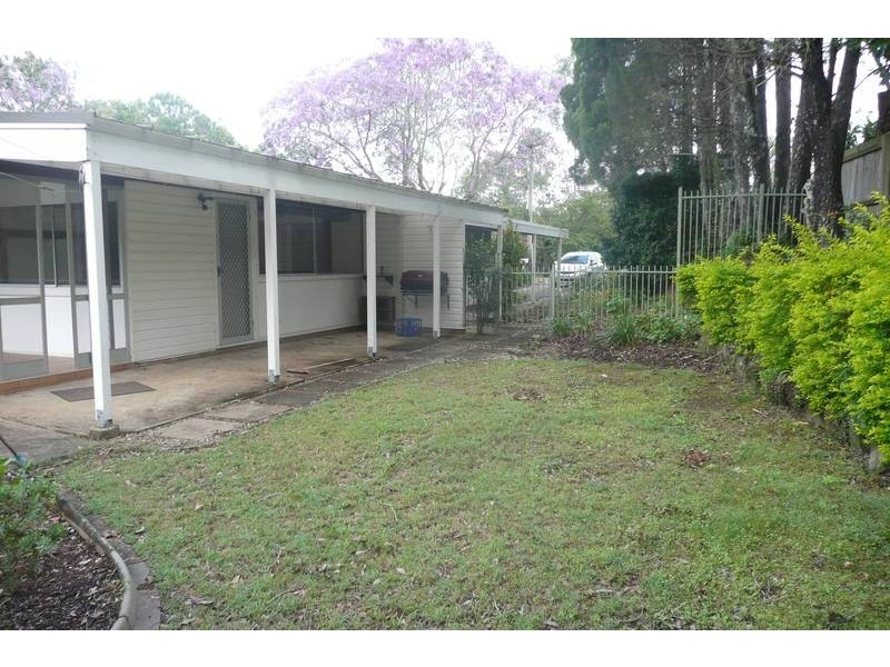 11 Elmira Street, Indooroopilly QLD 4068