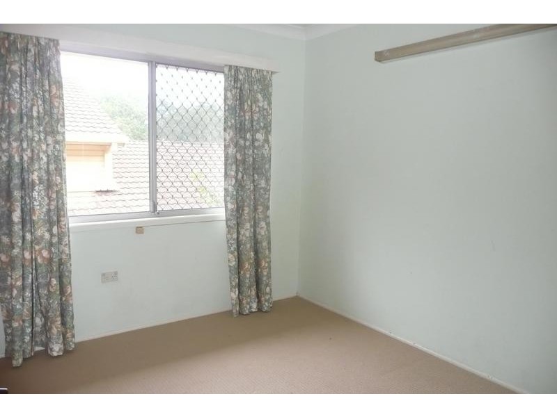 12 Halimah Street, Chapel Hill QLD 4069