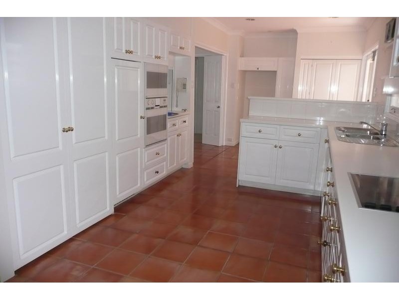 315 Indooroopilly Road, Indooroopilly QLD 4068