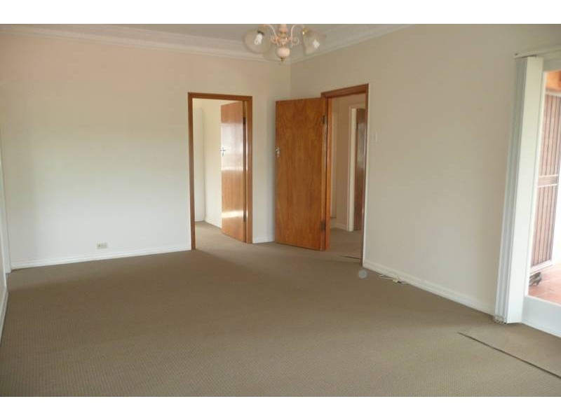 45 Newcross Street, Indooroopilly QLD 4068