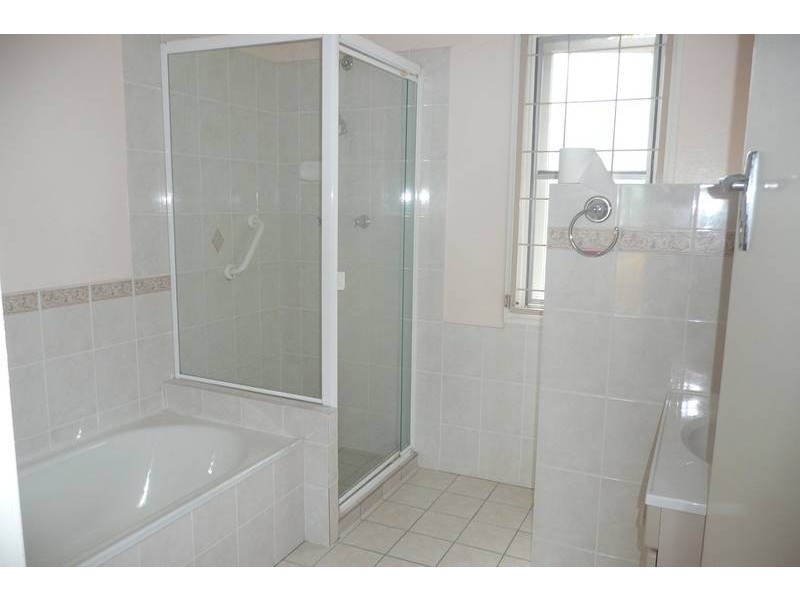 45 Newcross Street, Indooroopilly QLD 4068