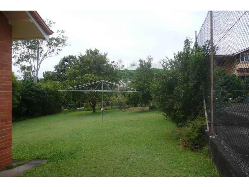 45 Newcross Street, Indooroopilly QLD 4068