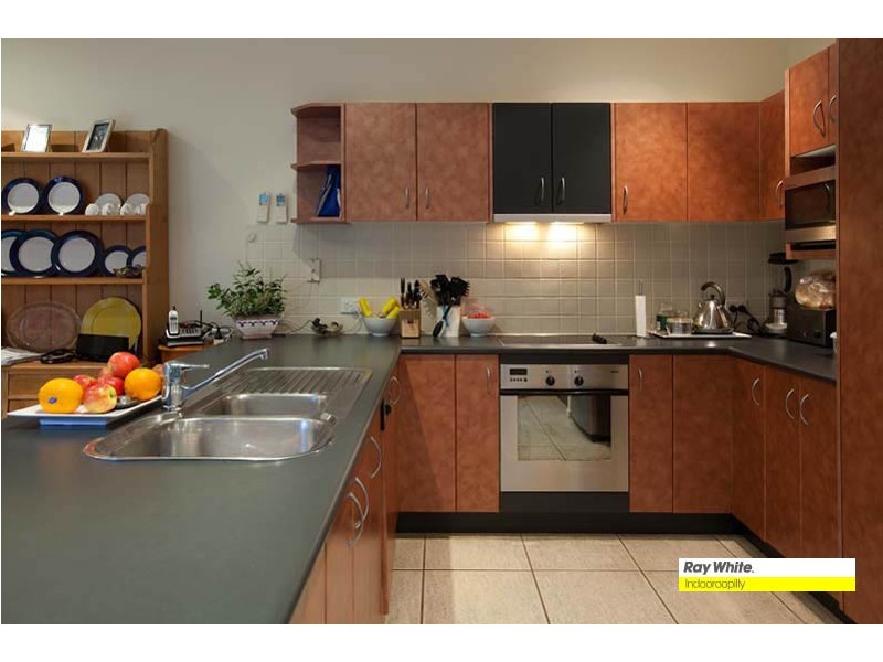 5 Charlane Avenue, Indooroopilly QLD 4068