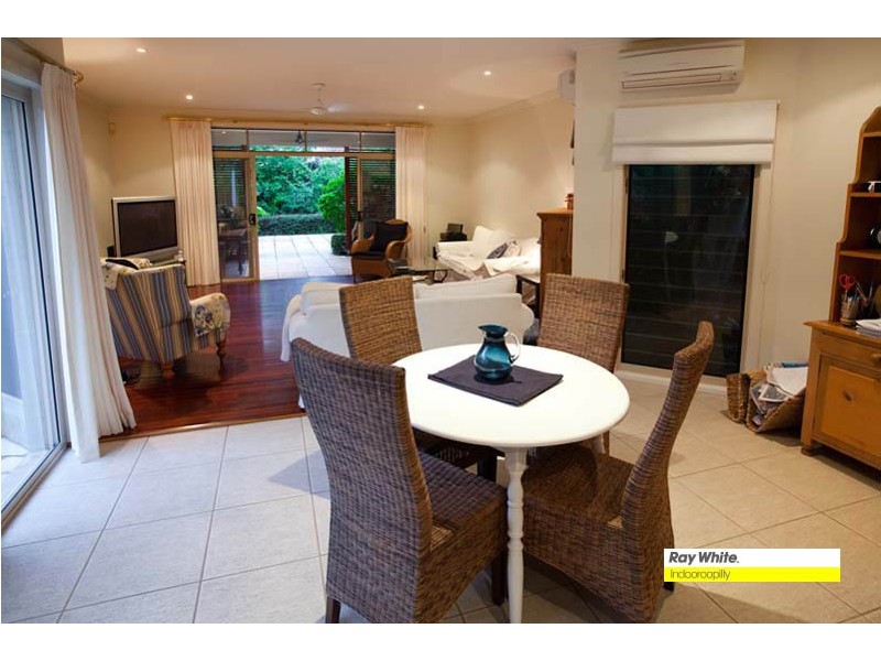 5 Charlane Avenue, Indooroopilly QLD 4068