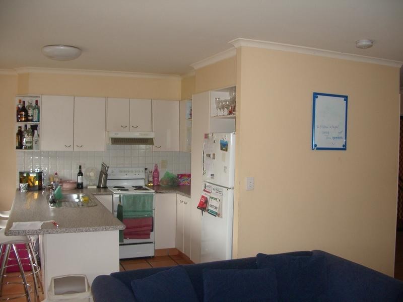 7/260 Sir Fred Schonell Drive, St Lucia QLD 4067